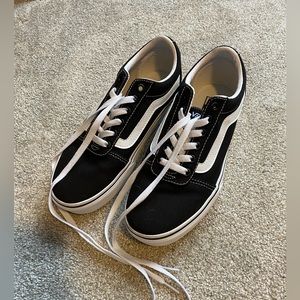 Black Skater Vans, 8